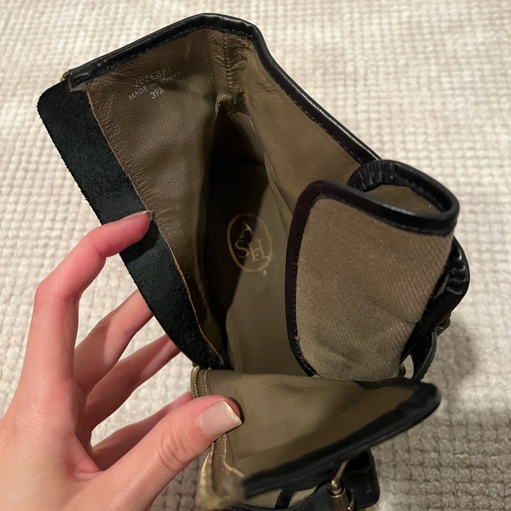 Listing for Rzaizy —Healed military boots by ASH good condition - Picture 11 of 16